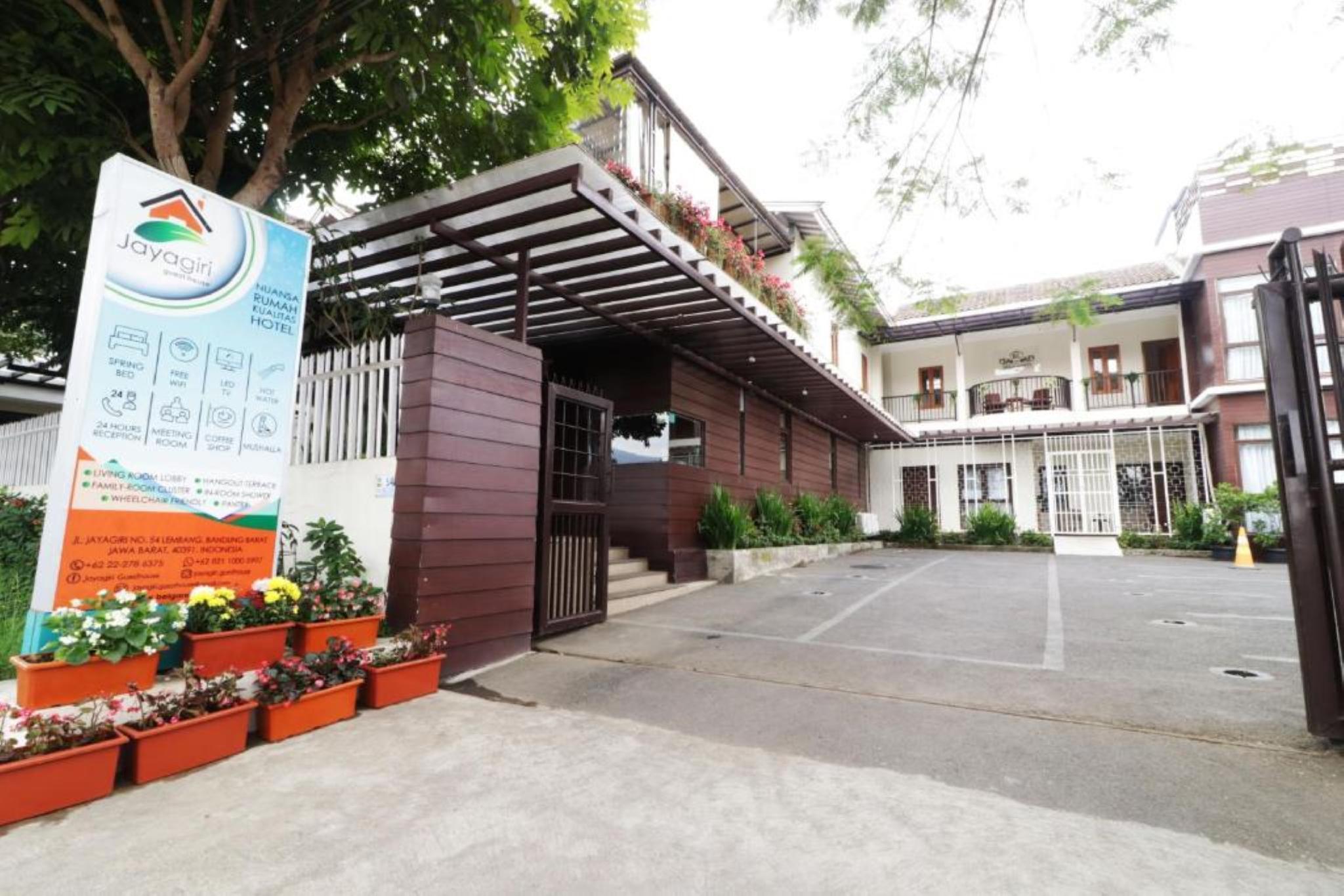 伦邦 杰亚吉利旅馆酒店 外观 照片